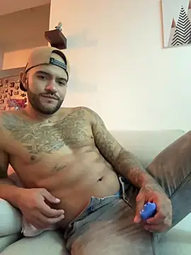 Snapshot of samael_sky chatting on March 16, 7:12 am samael sky online show from March 16, 7:12 am