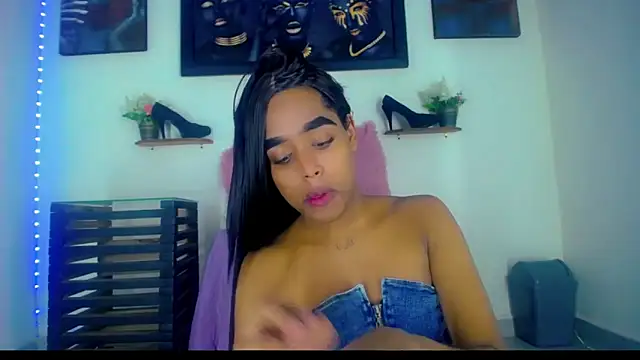 Nashla D - online show from March 20, 5:45 am