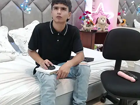 Steve Hotman online show from April 14, 1:06 pm