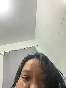 Snapshot of -Lykasa- chatting on March 2, 4:03 pm -Lykasa- online show from March 2, 4:03 pm