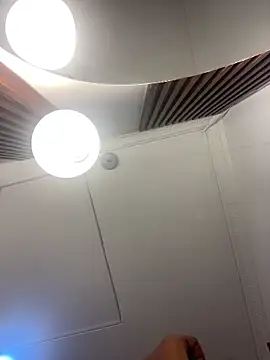 Emi rousse online show from April 9, 11:48 am