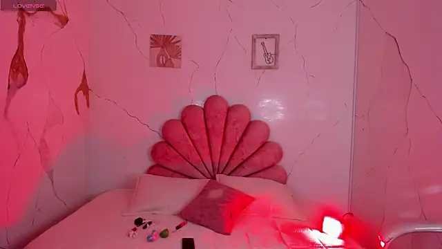 Snapshot of GabyOwenss chatting on March 11, 10:05 pm GabyOwenss online show from March 11, 10:05 pm