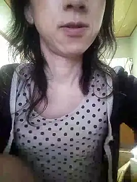 Snapshot of mako7612 chatting on May 12, 4:48 pm mako7612 online show from May 12, 4:48 pm