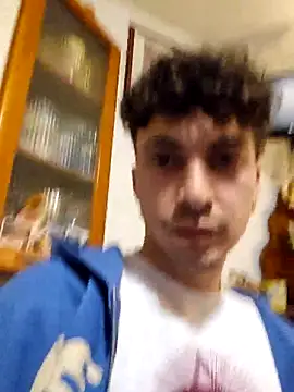 Snapshot of Andreakkkk chatting on March 1, 1:40 am Andreakkkk online show from March 1, 1:40 am