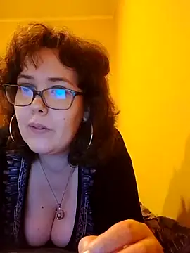 RealPervertCouple online show from April 16, 9:39 pm