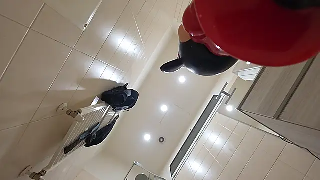 BigHungryAssy online show from April 14, 4:13 pm