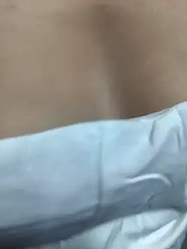 Glow Queen online show from March 7, 6:38 pm