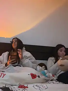 Genblan online show from March 13, 10:05 pm