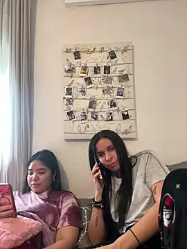 Genblan online show from March 26, 1:17 pm