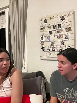 Genblan online show from April 4, 8:06 pm