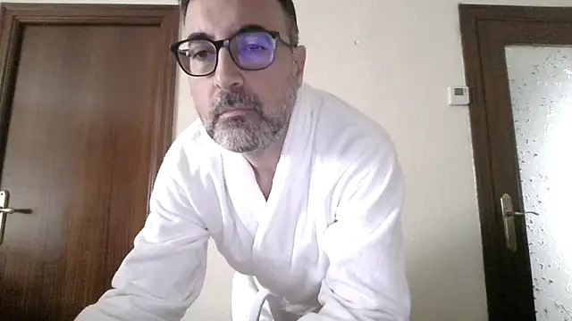 Snapshot of Herren2026 chatting on March 2, 9:49 am Herren2026 online show from March 2, 9:49 am