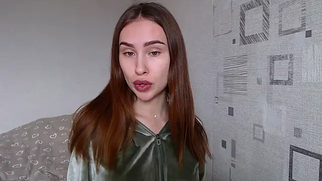 yourameliaa online show from April 10, 7:35 am