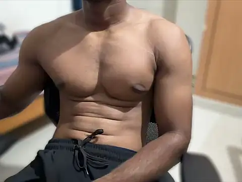 kratosTheHunk online show from June 8, 11:32 am