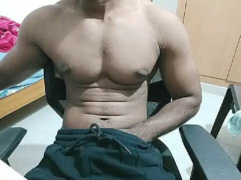 Snapshot of kratosTheHunk chatting on June 25, 6:45 pm kratosTheHunk online show from June 25, 6:45 pm