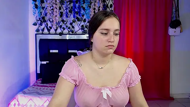 Snapshot of Julieta_vega@xh chatting on March 2, 6:59 pm Julieta vegaxh online show from March 2, 6:59 pm