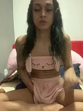 Snapshot of YasmimMayers chatting on July 20, 10:01 pm YasmimMayers online show from July 20, 10:01 pm
