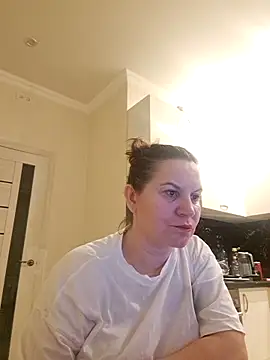 Snapshot of LaraHarper chatting on March 2, 11:22 pm LaraHarper online show from March 2, 11:22 pm