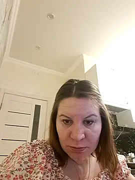 Snapshot of LaraHarper chatting on March 3, 10:59 pm LaraHarper online show from March 3, 10:59 pm