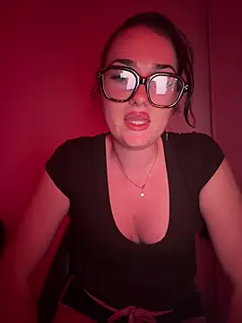 Claraaaaa06 online show from April 21, 7:28 pm