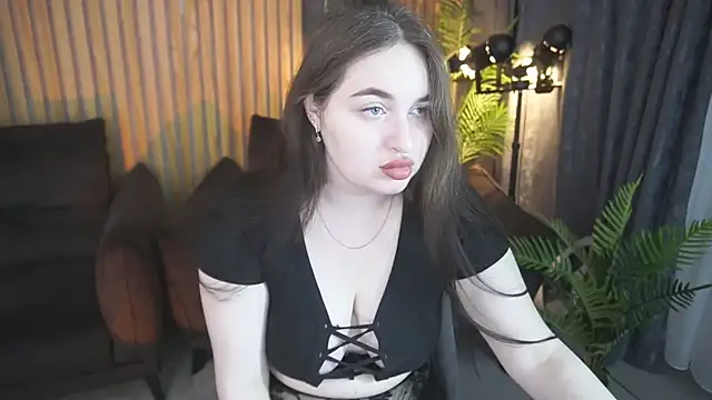 RapunzelAngel online show from April 10, 5:56 am