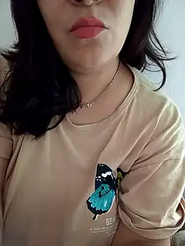 Snapshot of Meluxxx chatting on April 9, 6:35 pm Meluxxx online show from April 9, 6:35 pm