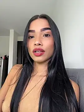 Snapshot of Bella_Smithe chatting on June 20, 4:54 pm Bella Smithe online show from June 20, 4:54 pm