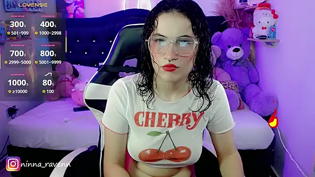 Snapshot of ninna_raven chatting on March 2, 9:10 pm ninna raven online show from March 2, 9:10 pm