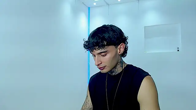 yourxcyberxangel online show from March 8, 2:04 am