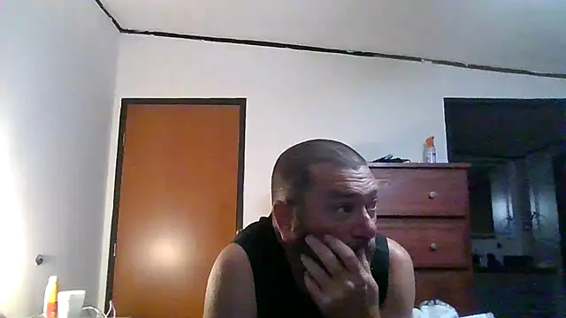 Snapshot of Beaededpainter chatting on July 2, 2:11 am Beaededpainter online show from July 2, 2:11 am