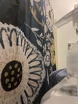 Snapshot of BigdickkAndTattsss chatting on March 3, 4:29 am BigdickkAndTattsss online show from March 3, 4:29 am