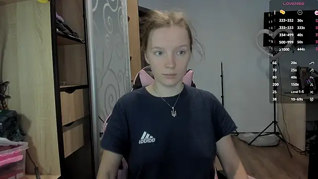 Mary Blu online show from October 13, 8:36 am