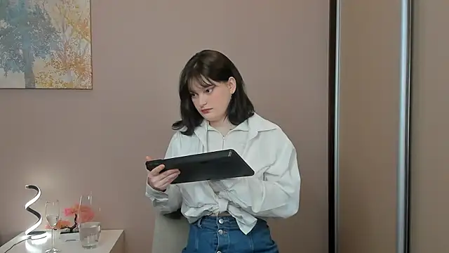 ManaGallob online show from March 27, 4:51 am