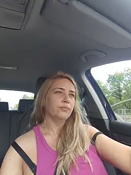 MellanieBliss online show from May 21, 5:58 am