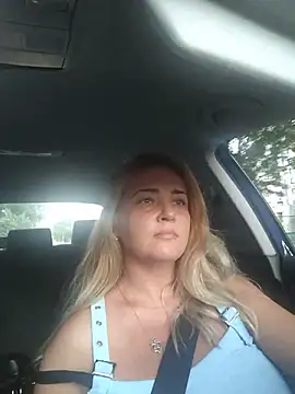 MellanieBliss online show from July 13, 6:00 pm