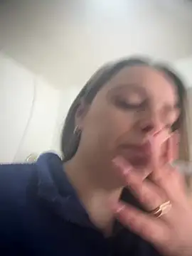 Snapshot of diavola_bionda chatting on March 2, 12:23 pm diavola bionda online show from March 2, 12:23 pm