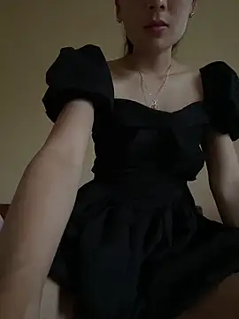 Mimi pussy online show from April 16, 10:56 pm