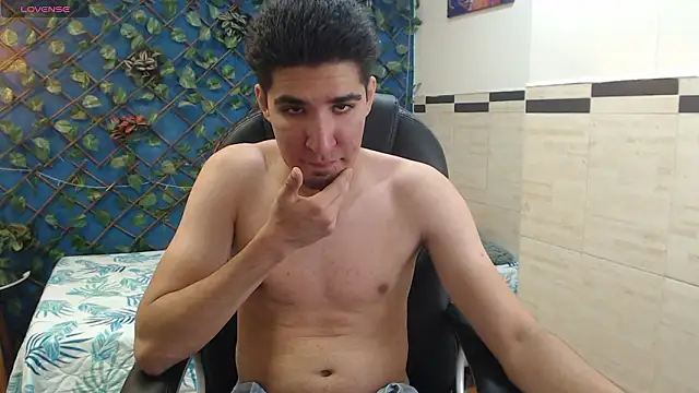 Roccoallegeri online show from March 24, 12:10 pm