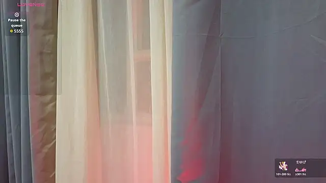 Emma Revees online show from March 31, 5:41 am