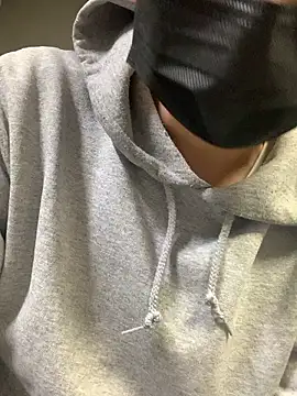 moon blue199x online show from March 3, 2:01 pm