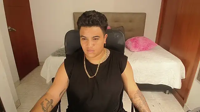 Snapshot of Mathias_ftm chatting on March 2, 11:33 pm Mathias ftm online show from March 2, 11:33 pm