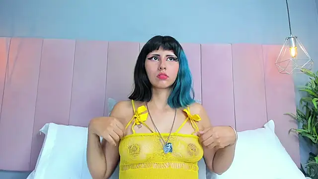 KleoLennox online show from March 16, 2:43 pm