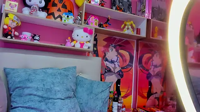 FreyaHL online show from April 7, 7:47 pm