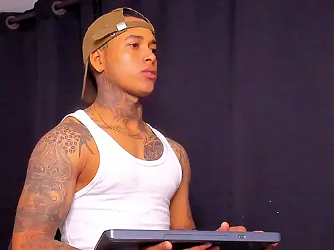 tyler bell  online show from March 4, 2:01 pm