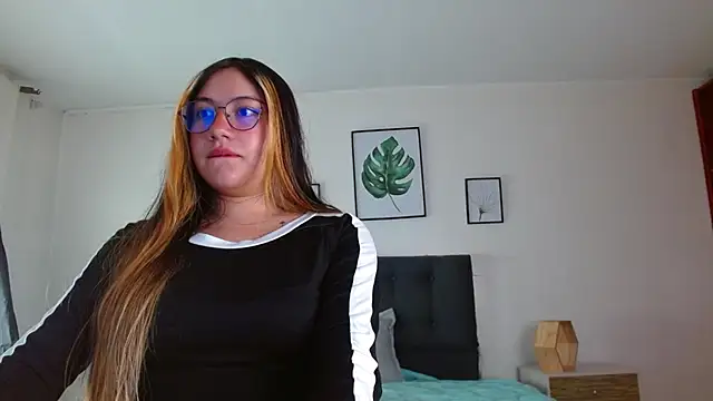 samanthachop online show from June 30, 1:34 pm