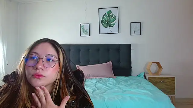 samanthachop online show from July 3, 1:28 pm