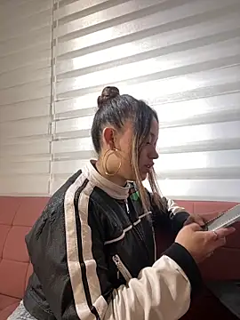 Snapshot of Baby_Pink_Love chatting on May 4, 2:46 pm Baby Pink Love online show from May 4, 2:46 pm