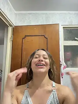 Snapshot of Baby_Pink_Love chatting on May 5, 2:52 am Baby Pink Love online show from May 5, 2:52 am