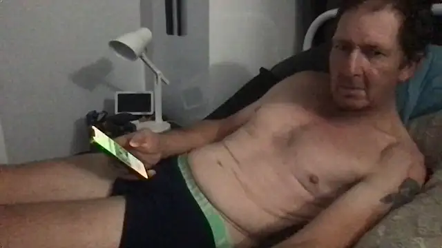 MrBombasticxxx online show from April 6, 12:17 pm