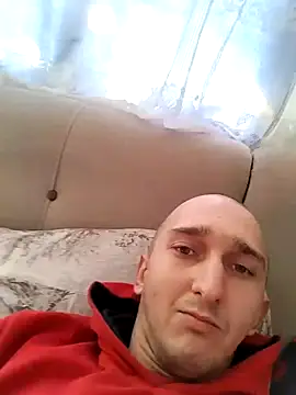 Mahmaze online show from March 8, 2:43 pm