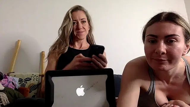 Saigecoach1 online show from April 21, 10:23 pm